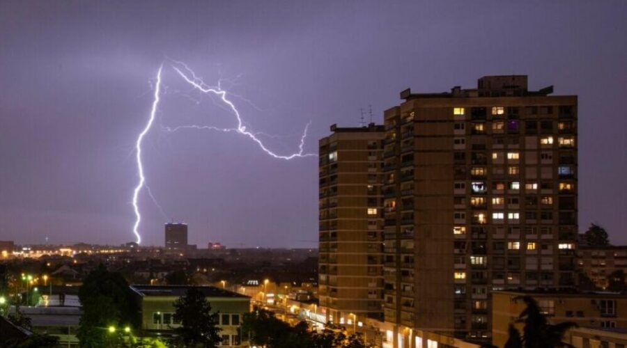NOVI VREMENSKI EKSTREMI PRED SRBIJOM: Temperatura ide na +41°C, a ovaj dan donosi opasnu promenu