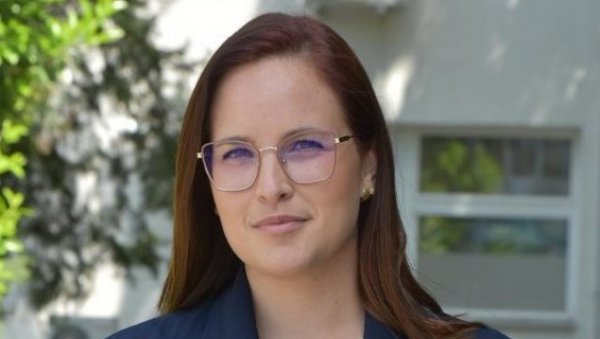 НИ У ЈЕДНОЈ ДРЖАВИ НИ ЗА ВЕЋЕ КАТАСТРОФЕ НИКО НИЈЕ ОПТУЖИВАО ВЛАСТ Министарка Павков изнела план санације пожара НИ У ЈЕДНОЈ ДРЖАВИ НИ ЗА ВЕЋЕ КАТАСТРОФЕ НИКО НИЈЕ ОПТУЖИВАО ВЛАСТ Министарка Павков изнела план санације пожара