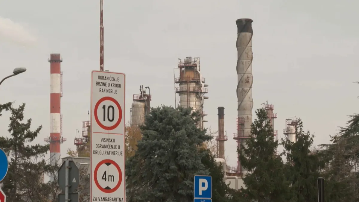 NIS: Pušten u rad modernizovani industrijski kolosek u Rafineriji nafte Pančevo