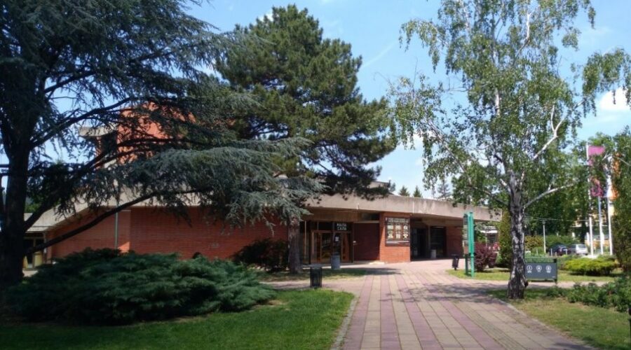 Na repertoaru devet predstava iz šest država