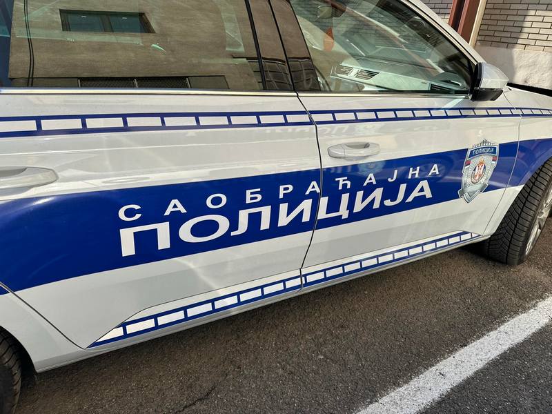 Napao nožem decu u centru grada, vikao da je njega ušao lik iz filma