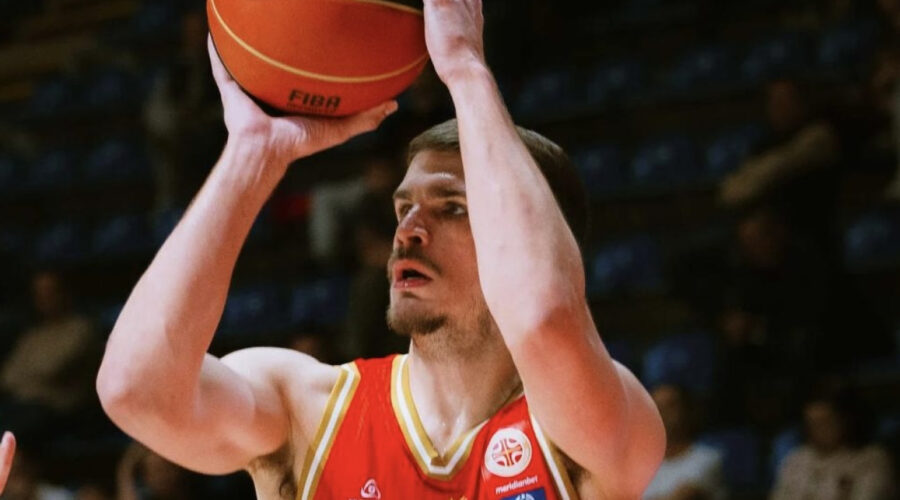 Nikola Đurišić van terena tri do četiri nedelje: Košarkaš Crvene zvezde zadobio povredu kvadricepsa