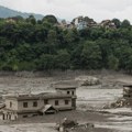 Novi bilans: U poplavama u Nepalu poginulo 157 osoba, stotine turista se vode kao nestale