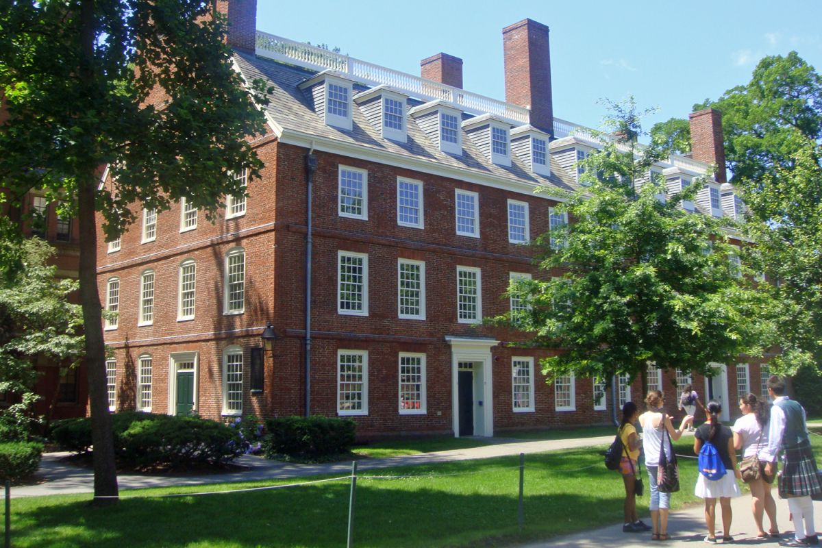 PORODICE SE IZBORILE ZA PRAVDU: Harvard pristao da isplati milione zbog prodaje tela doniranih za istraživanja!