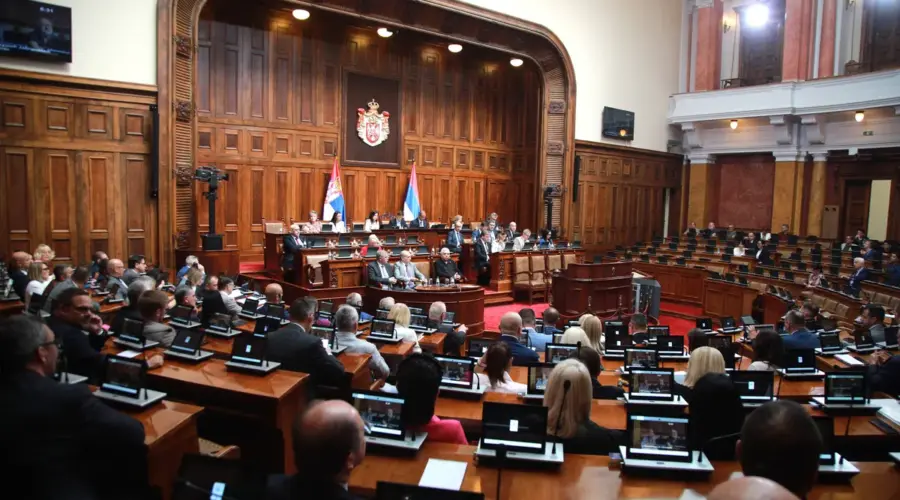 Poslanici nastavljaju sednicu, rasprava o amandmanima na zakon o projektu “Beograd na vodi”