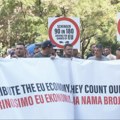 Protesti prevoznika sa Zapadnog Balkana ispred Delegacija EU
