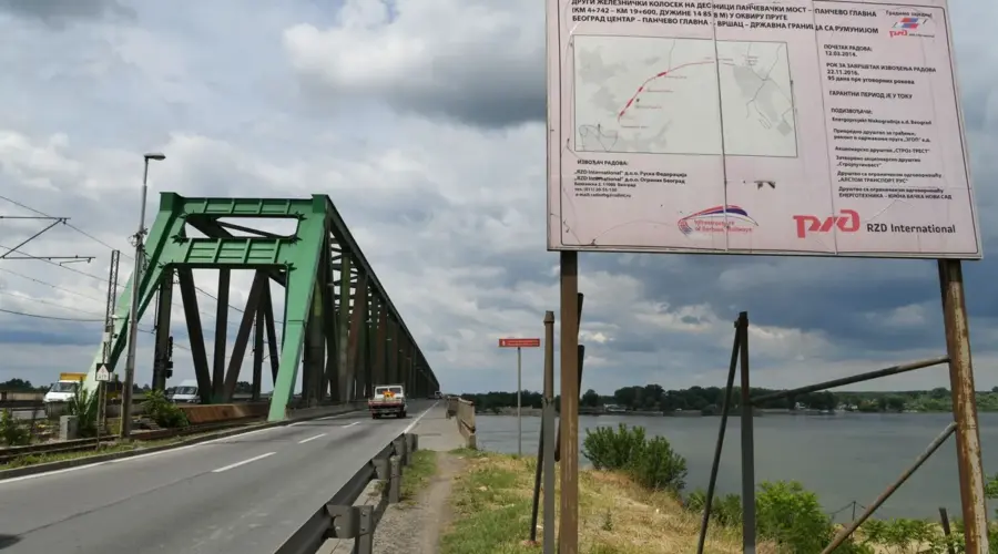 Putevi Srbije demantovali da je pukao noseći stub Pančevačkog mosta u Beogradu