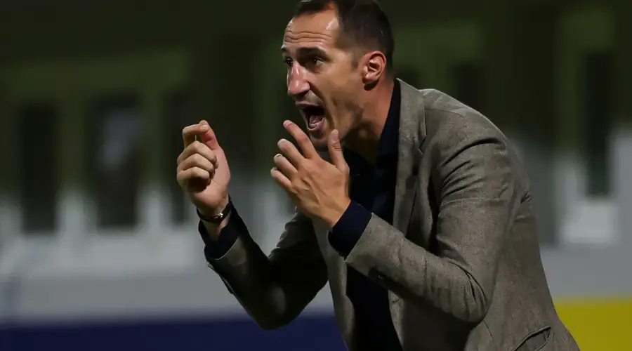 Radosav Petrović se otvorio Grcima: Pričao o situaciji u Partizanu i transferu Ugrešića