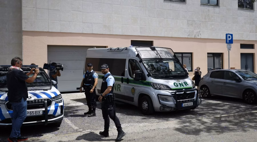 SRPSKI FUDBALER UHAPŠEN U PORTUGALU: Uhvaćen sa tonom i po kokaina vrednosti 70 miliona evra i ratnim naoružanjem!