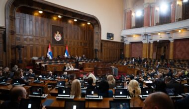Skupština Srbije danas nastavlja raspravu po amandmanima na tačke dnevnog reda