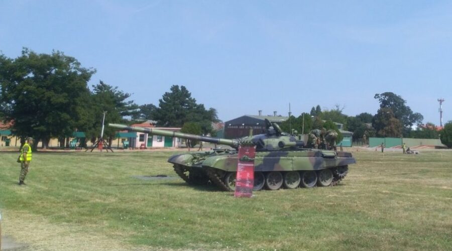 UPOZORENjE VOJSKE SRBIJE: Vojne vežbe na poligonu „Peskovi“
