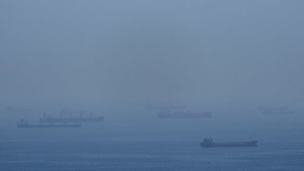 ГОРИ У ЦРНОМ МОРУ, УКРАЈИНЦИ УДАРИЛИ НА ГРЧКЕ БРОДОВЕ: Хитно се огласио један од политичара у Атини