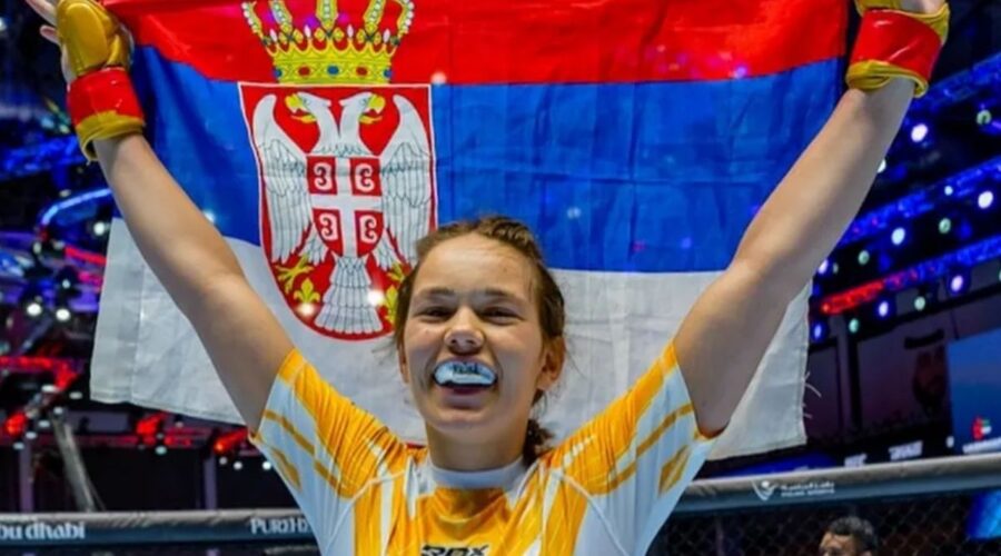VASILIJA JE PONOVO ŠAMPIONKA: Mlada Srpkinja osvojila zlato i odbranila titulu na Svetskom prvenstvu u MMA!