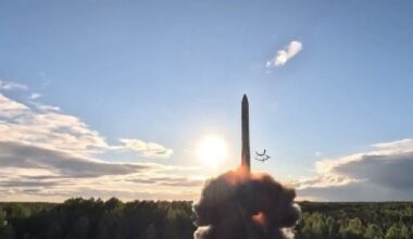 (VIDEO) ZEMLjA SE TRESLA! Rusija uspešno lansirala STRATEŠKU RAKETU – Scenario od kog DRHTI ceo svet!