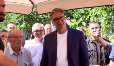 VUČIĆ SA MEŠTANIMA JOŠANIČKE BANjE: Neki nisu verovali, ali ja kada dam reč, to bude tako!