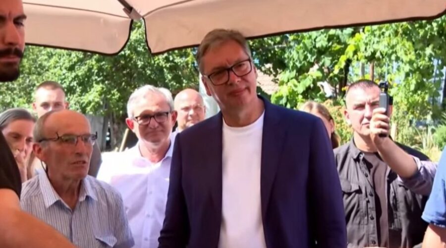 VUČIĆ SA MEŠTANIMA JOŠANIČKE BANjE: Neki nisu verovali, ali ja kada dam reč, to bude tako!