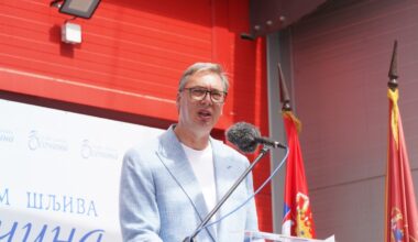 “Videli smo da je Hag želeo Mladićevu smrt iza rešetaka”, Vučić: “Ako porodica bude želela da bude sahranjen u Srbiji, pomoći ćemo da bude na dostojanstven način” (video)