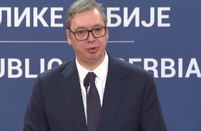 Vučić oštro kritikovao Memića zbog objave o Mladiću