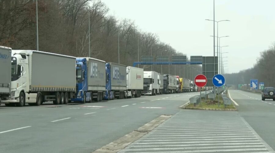 „NE DAMO DA NAS TRETIRAJU KAO TURISTE“: Vozači iz BiH, Srbije, Crne Gore i Makedonije sutra protestuju, prete blokadom granica ako Brisel ne popusti!
