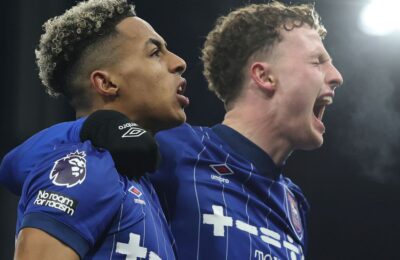 Omari Hačinson prešao iz Notingem Foresta na pozajmicu u Milan