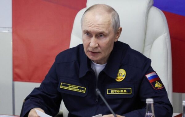 Putin postrojio komandante, pohvalio, ali i zagrmeo kao generalisimus šta još očekuje