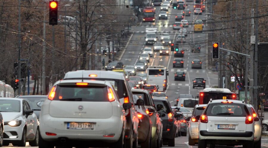 Šta Srbi najviše kupuju: Novi podaci RZS otkrili kako trošimo novac, jedna stavka sve iznenadila