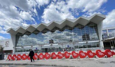 Počela komemorativna šetnja u Novom Sadu povodom pada nadstrešnice
