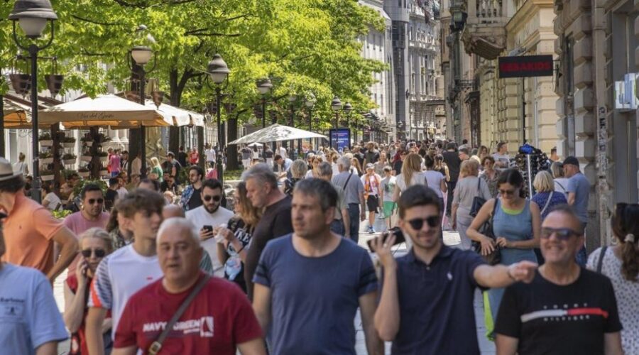 Do 33 stepena i sunce širom Srbije