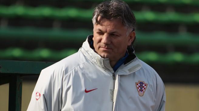 Gudelj je otišao kod vračare u Vrnjačku Banju, ona mu je stavila konac oko vrata i… Evo kako je čuveni fudbaler pričao o bolesti koja mu je uništila karijeru!