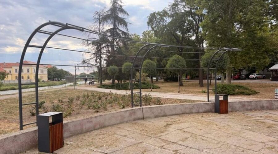 UREĐUJU PARK POLJUBACA: Radovi u Zrenjaninu