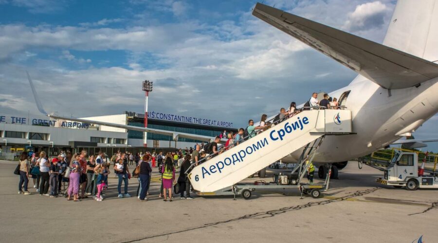 Niški aerodrom nikad prometniji! “Konstantin Veliki” oborio rekord, broj putnika skočio za čak 12 odsto
