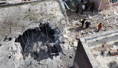 Teheran: Broj povređenih u napadima SAD dostigao 142, većinom žene i deca; iranski udari na bazu SAD u Kuvajtu