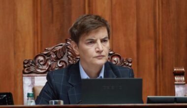 Brnabić tvrdi da država nije špijunirala studente u blokadi