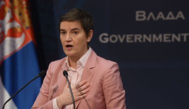 Brnabić: Država ne špijunira studente