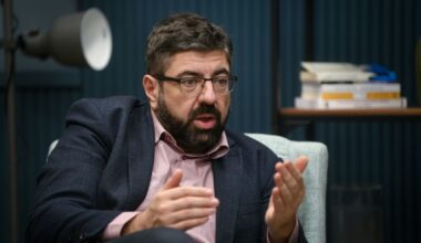 RADOMIR LAZOVIĆ BIO NA MERAMA BIA: Poslanik Zeleno-levog fronta otkriva kako je saznao da je prisluškivan zajedno sa studentima!