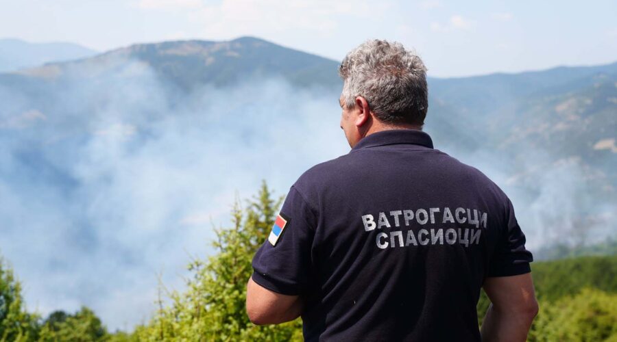 U Srbiji aktivno 20 požara na otvorenom, lokalizovani na planinama Stolovi i Goč