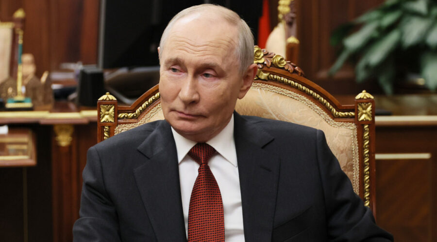Putin: Postoje šanse za rešavanje sukoba u Ukrajini, Tramp konstruktivno angažovan