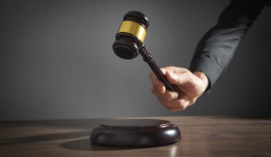Niško tužilaštvo traži tri meseca zatvora uslovno za studenta koji je jajima gađao gradonačelnika