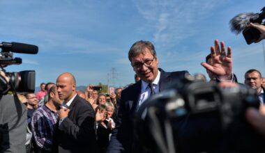 Zatvoreni skup SNS-a u subotu u Nišu, nezvanično dolazi i Vučić, studenti poručili da nije dobrodošao