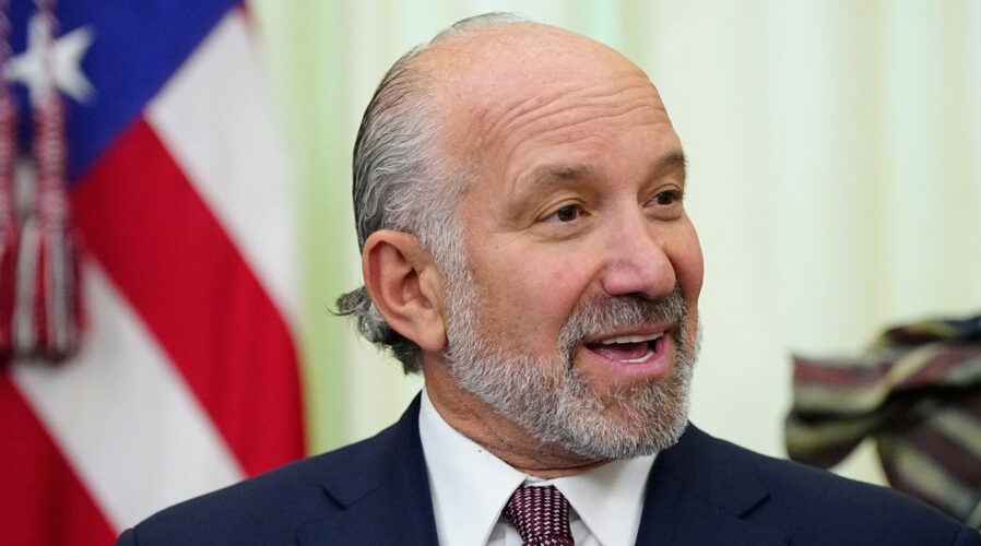 Hauard Lutnik se izvinio zbog izjave da nijedan Amerikanac nije poginuou ratu u Iranu