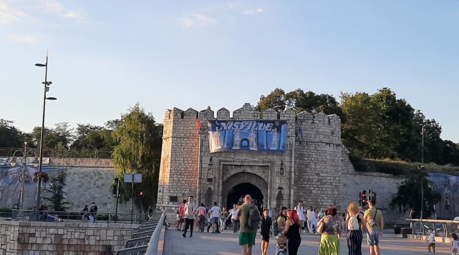 Umesto u Novom Sadu, Vučić u Nišu?