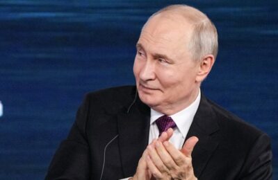Putin danas puni 74 godine