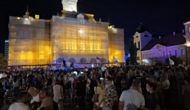 „Mafija je kapitulirala“: Održan skup zborova na Trgu slobode u Novom Sadu (FOTO, VIDEO)