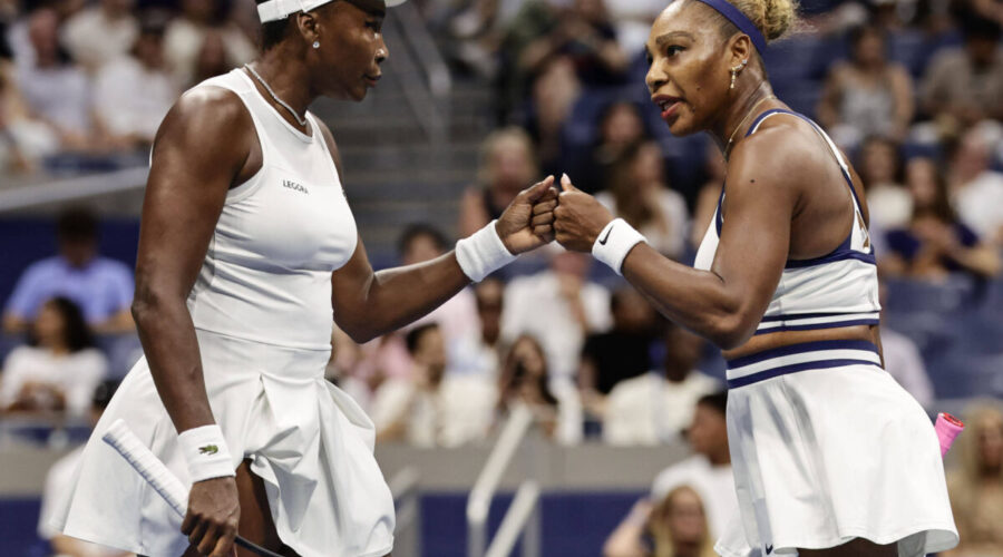 Tročasovni spektakl na Ešu: Serena i Venus ispustile dobijeno!