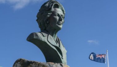 Milej preti, Tramp se umešao, i sve se opet vrti oko nafte