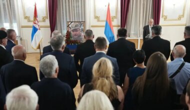 Održana komemoracija Ratku Mladiću, osuđenom za genocid: Prisustvovao i ministar pravde