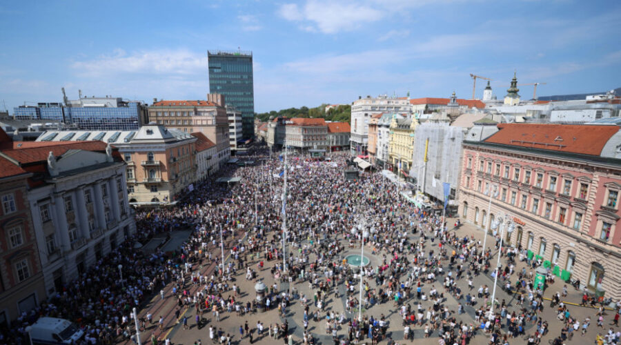 Veliki protest u Zagrebu: Skup protiv odlaganja otpada u Gospiću