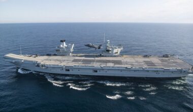 Britanski nosač aviona raspoređuje se radi odvraćanja Rusije