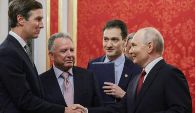 Putin sa Vitkofom i Kušnerom: Kontakti Vašingtona i Moskve uvek korisni