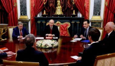 Ušakov: Vitkof i Kušner predali Putinu ideje za rešavanje sukoba u Ukrajini